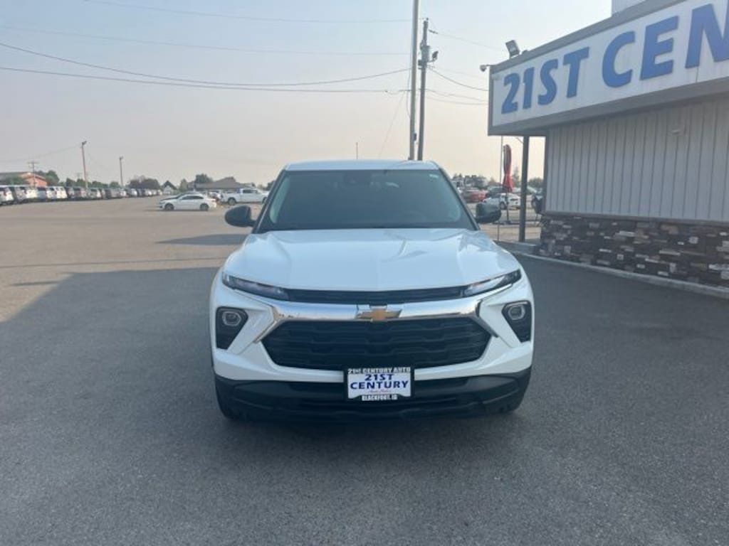 Used 2024 Chevrolet Trailblazer LS SUV