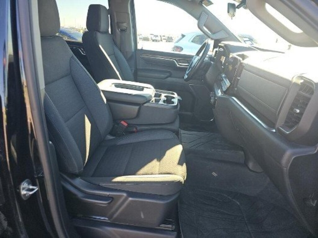 Used 2024 Chevrolet Silverado 1500 LT w/1LT Truck Crew Cab