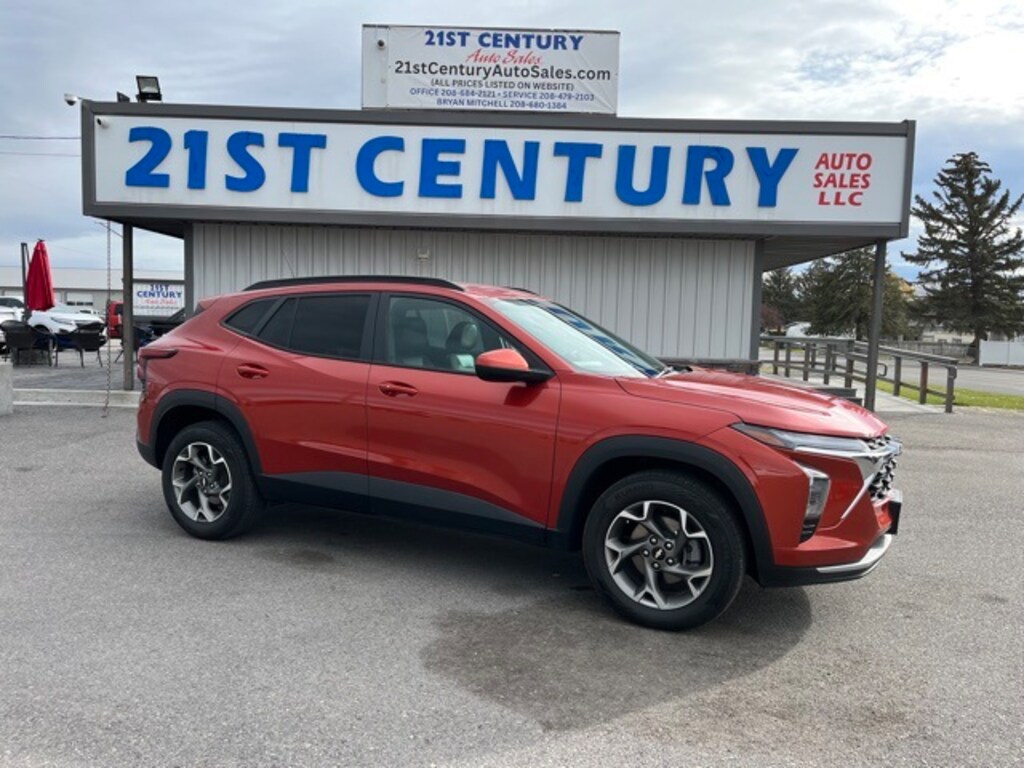 Used 2024 Chevrolet Trax LT SUV