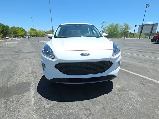 2022 Ford Escape's photo