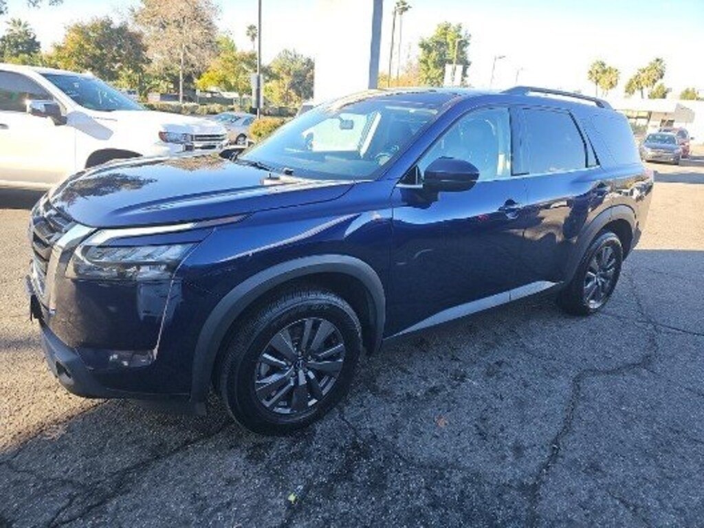 Used 2024 Nissan Pathfinder SV SUV