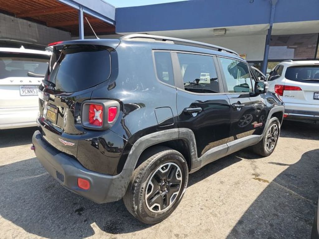 Used 2017 Jeep Renegade Trailhawk 4x4 SUV