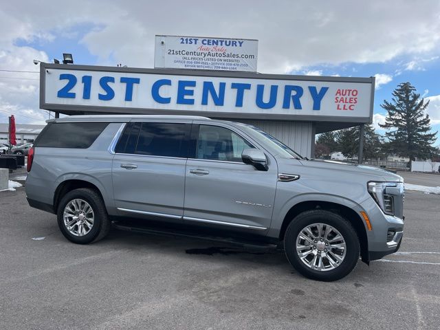 2025 GMC Yukon Denali AWD's photo