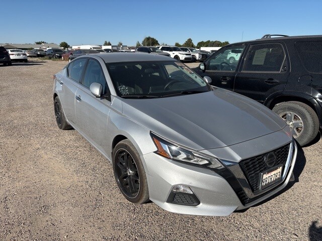 2022 Nissan Altima SV