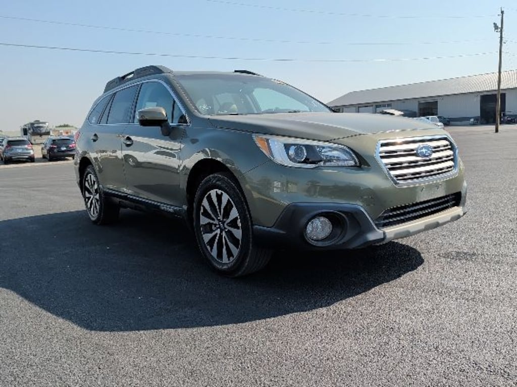 Used 2017 Subaru Outback 2.5i Limited with SUV
