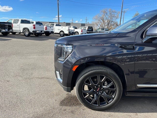 2023 Gmc Yukon Denali photo 3