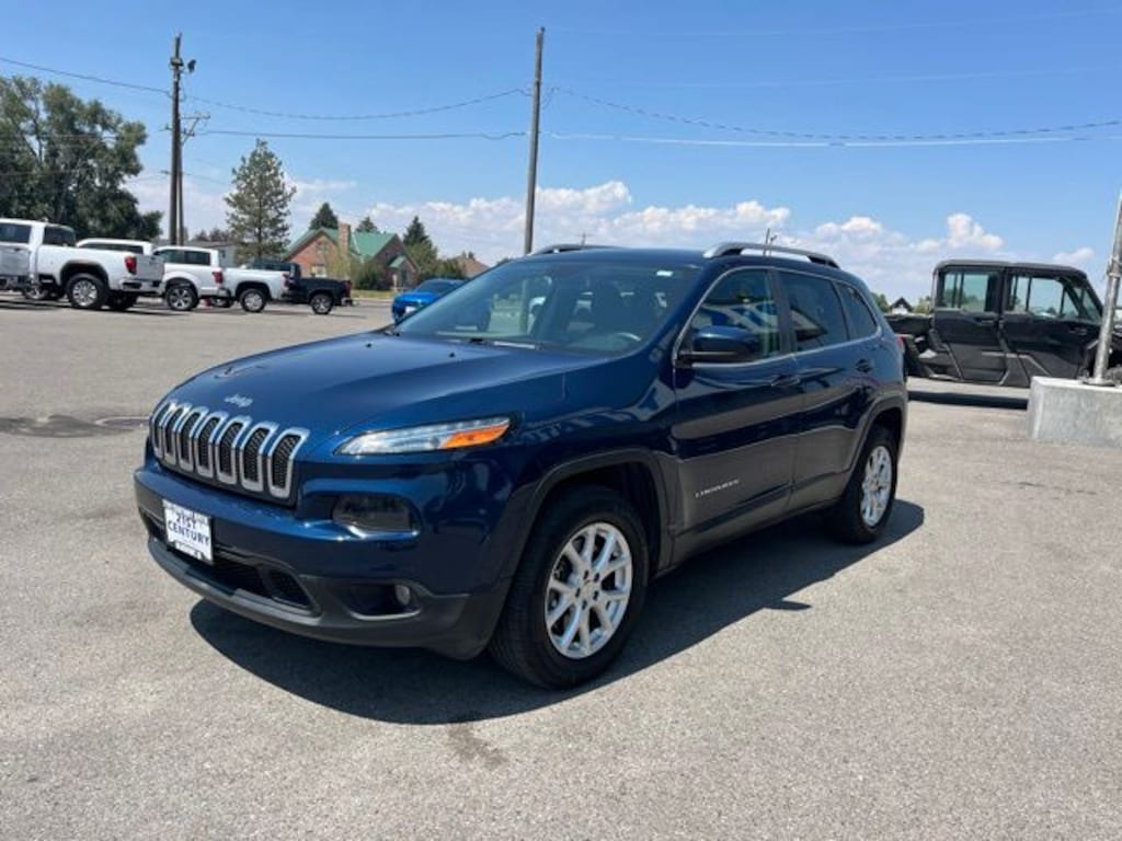 Used 2018 Jeep Cherokee Latitude 4x4 SUV