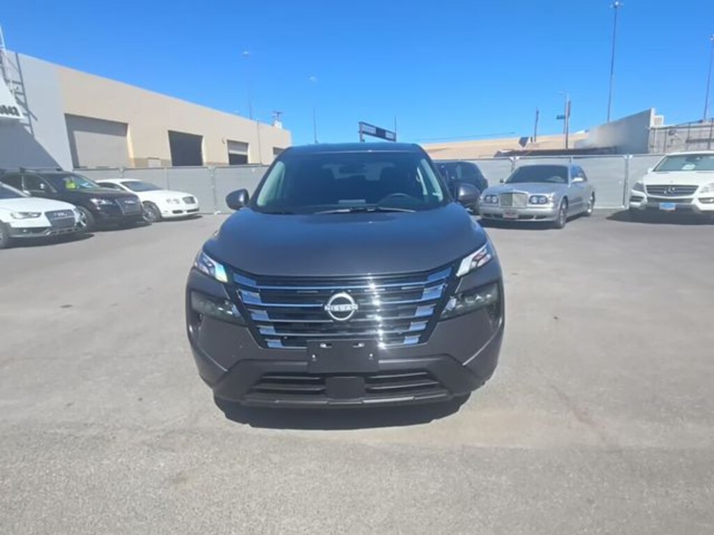 Used 2026 Nissan Rogue SV SUV
