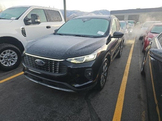 2025 Ford Escape Platinum's photo