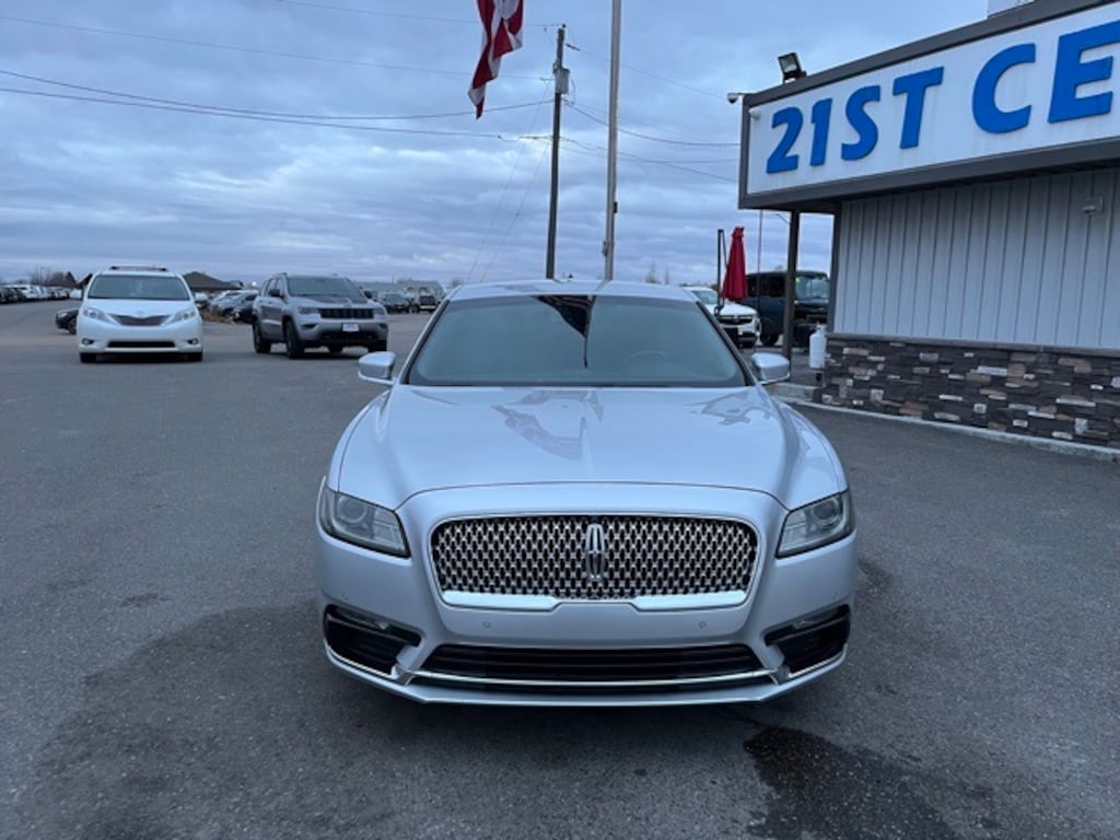 Used 2018 Lincoln Continental Premiere Sedan