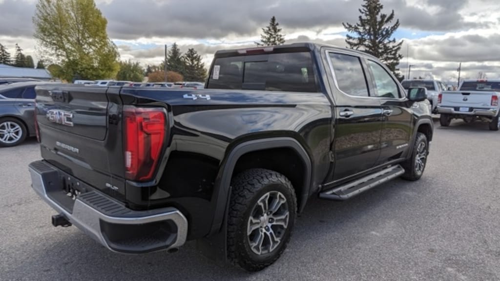 Used 2024 GMC Sierra 1500 SLT Truck Crew Cab