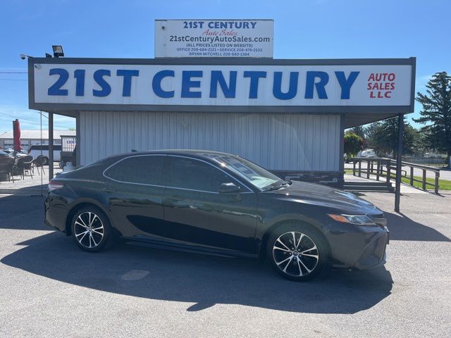 2019 Toyota Camry 2.5 Auto SE's photo
