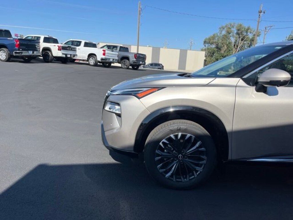 Used 2026 Nissan Rogue Platinum SUV