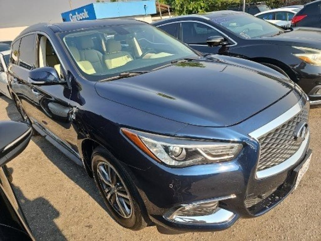 Used 2017 INFINITI QX60 SUV