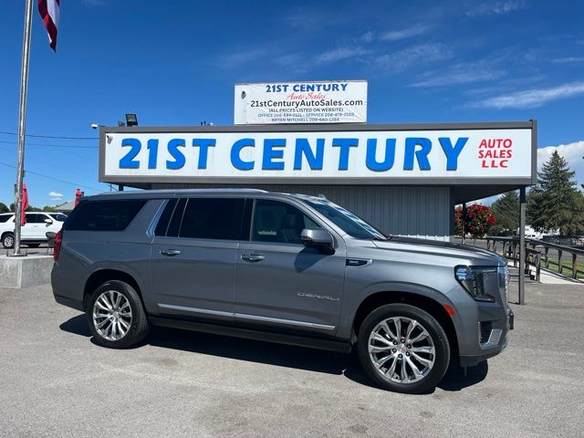 2022 GMC Yukon Denali AWD's photo