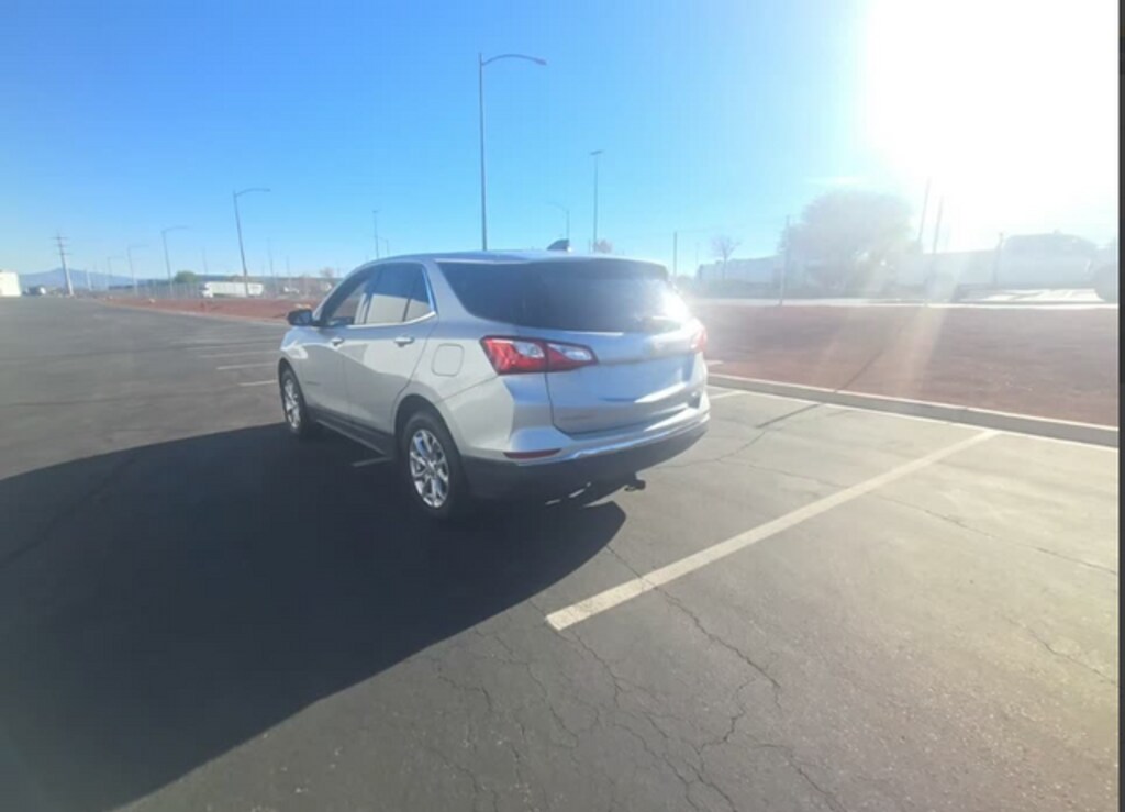 Used 2020 Chevrolet Equinox LT w/2FL SUV