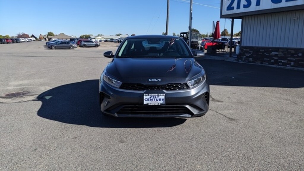 Used 2024 Kia Forte LXS Sedan