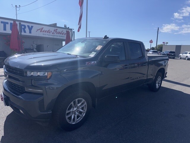 2022 Chevrolet Silverado 1500 RST photo 2