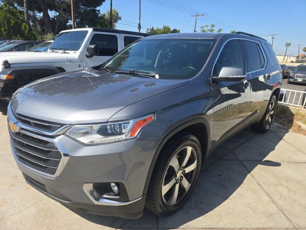 Used 2021 Chevrolet Traverse LT Leather SUV