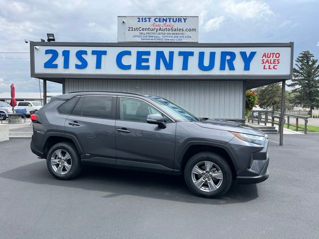 2024 Toyota RAV4 LE