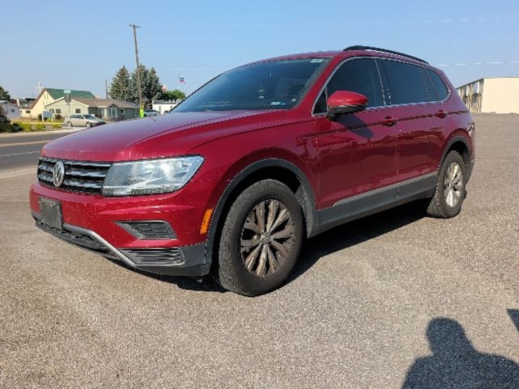 Used 2018 Volkswagen Tiguan 2.0T SE 4MOTION SUV