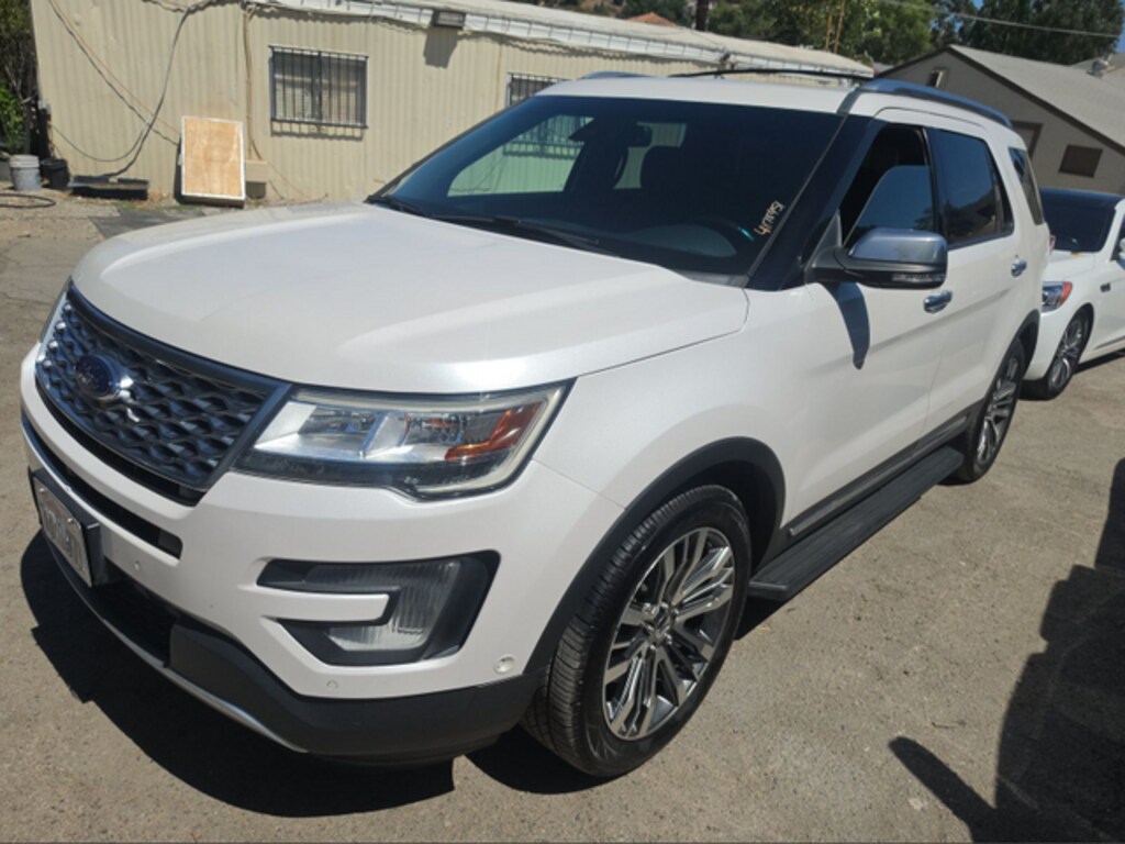 Used 2017 Ford Explorer Platinum SUV