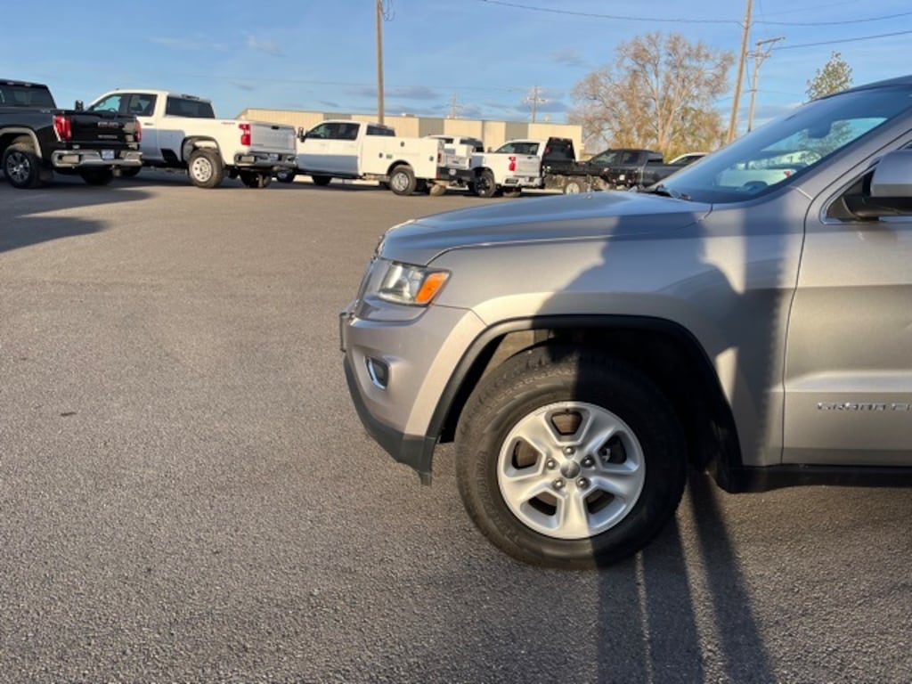 Used 2015 Jeep Grand Cherokee Laredo 4x4 SUV