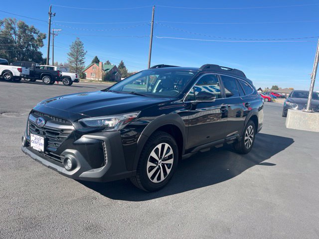 Used 2023 Subaru Outback Premium SUV