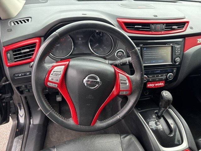 2016 Nissan Rogue SL photo 4