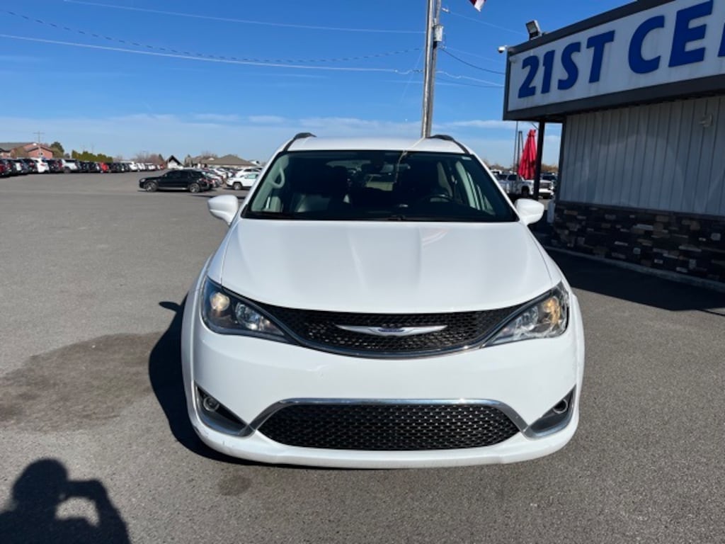 Used 2020 Chrysler Pacifica Touring L Van Passenger Van