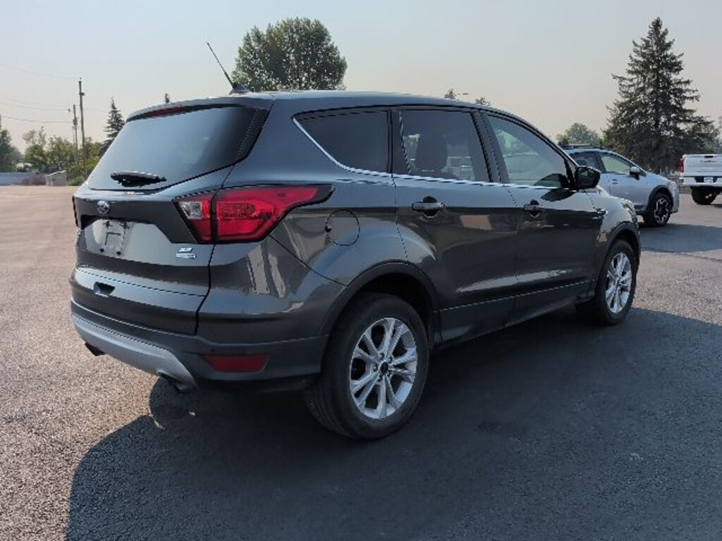 Used 2019 Ford Escape SE SUV