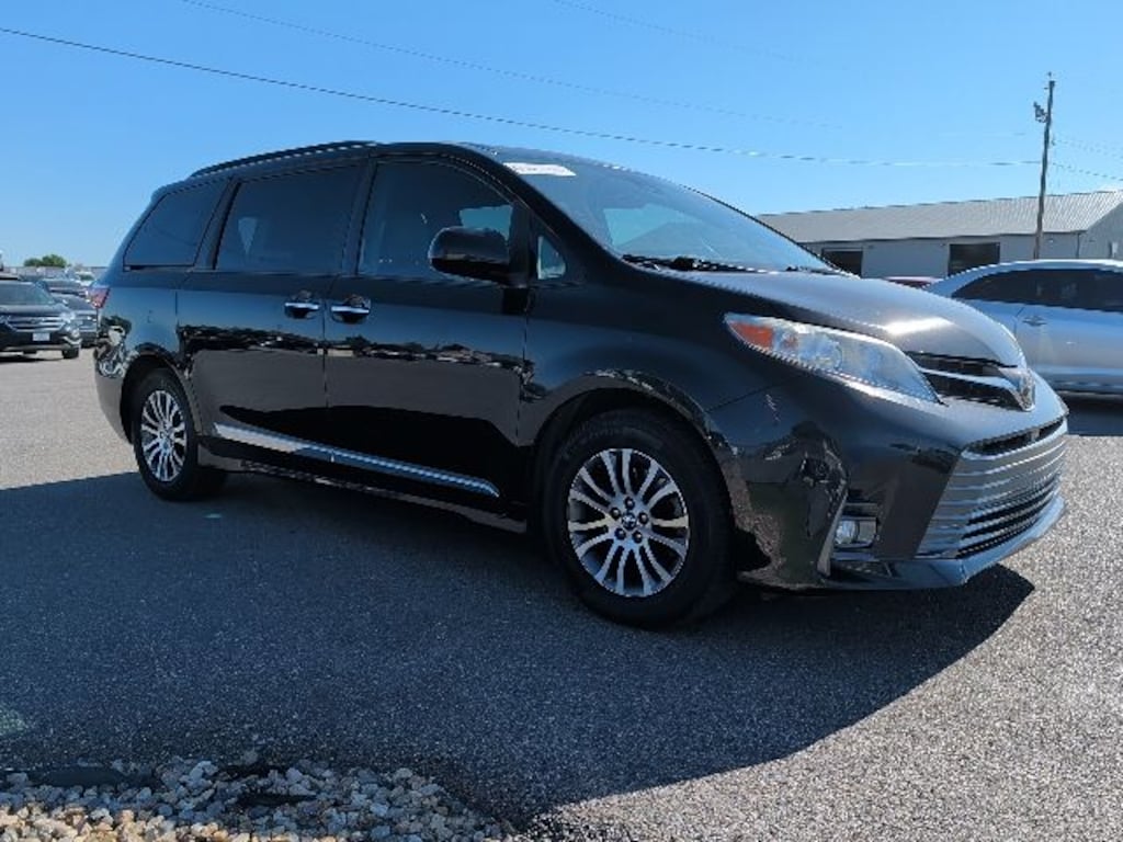 Used 2019 Toyota Sienna XLE 8 Passenger Van