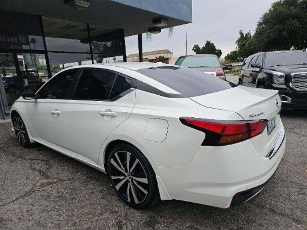 Used 2022 Nissan Altima 2.5 SR Sedan