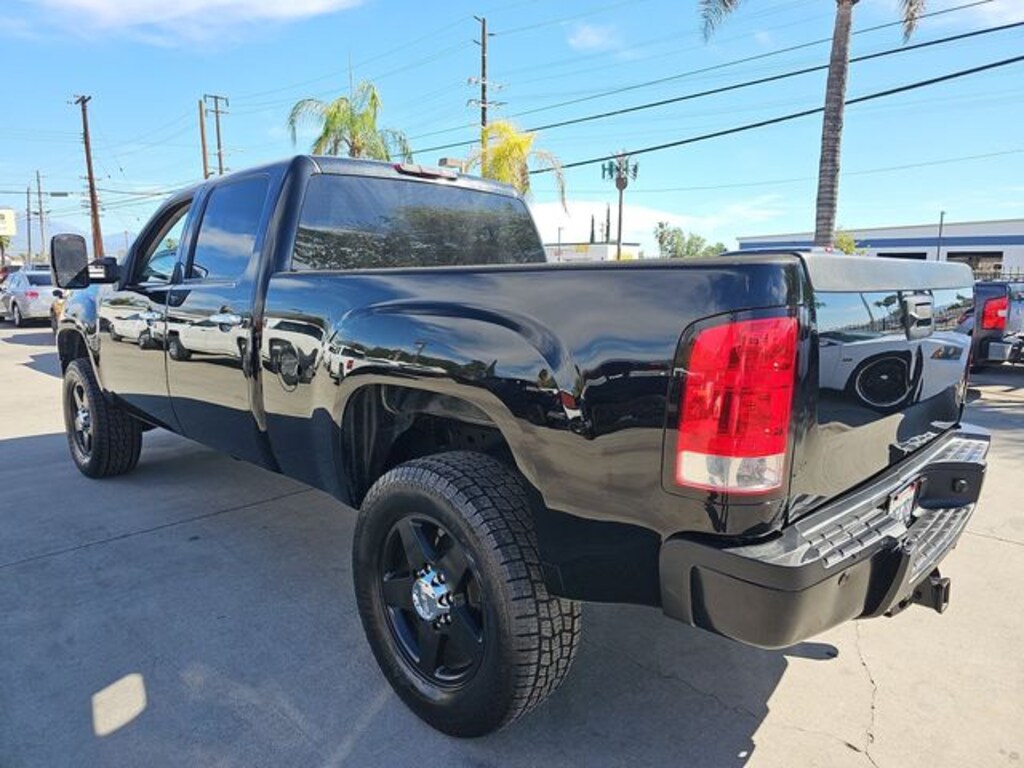 Used 2011 GMC Sierra 2500HD Denali Truck Crew Cab