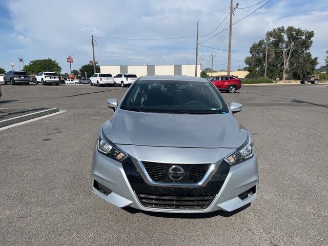2021 Nissan Versa 1.6 SV photo 4