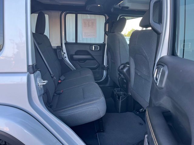 2024 Jeep Wrangler 4-Door Sahara - Photo 28
