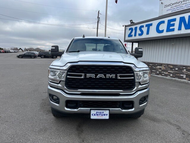 2024 Ram 2500 Big Horn photo 2