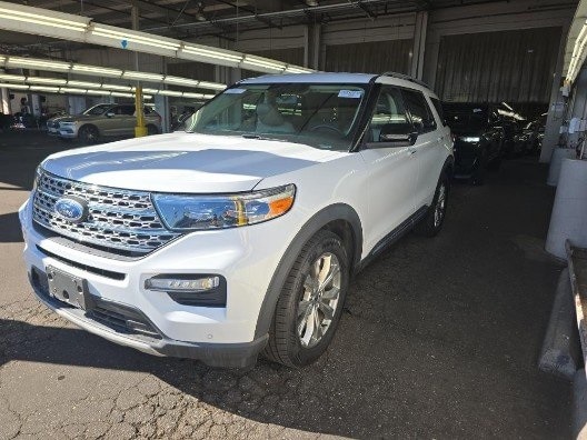 2024 Ford Explorer Limited's photo