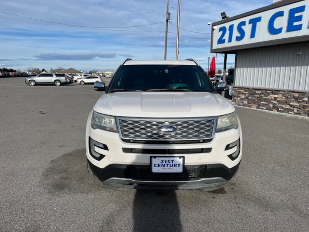 Used 2017 Ford Explorer Platinum SUV