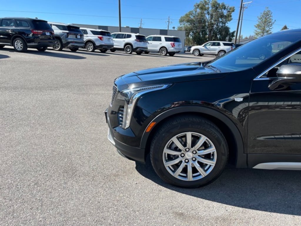 Used 2021 CADILLAC XT4 Premium Luxury SUV