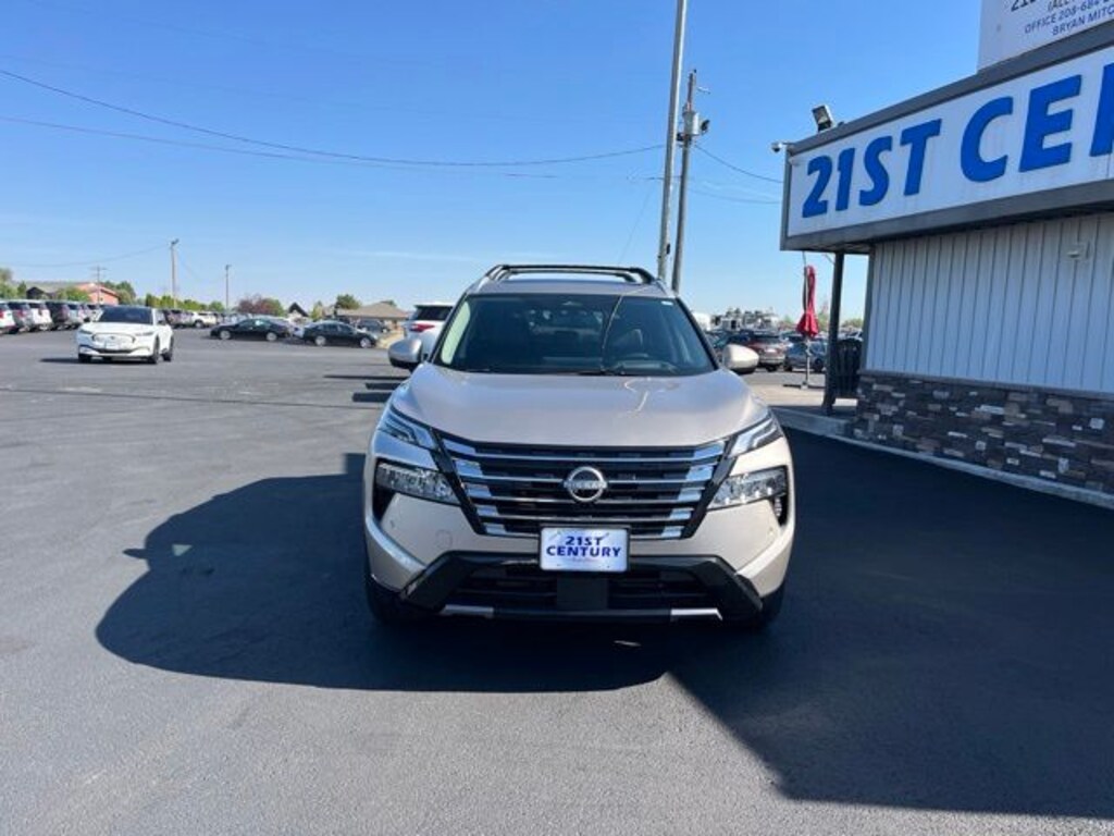 Used 2026 Nissan Rogue Platinum SUV