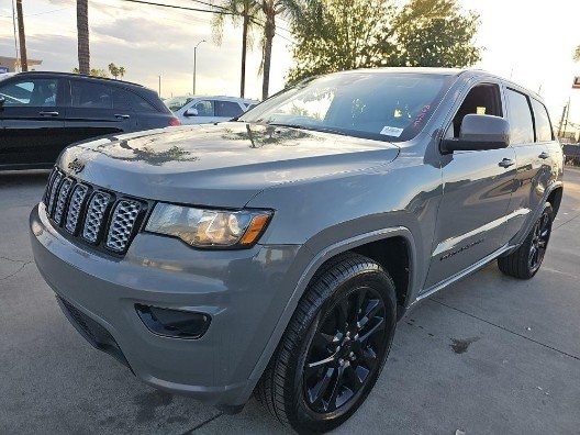 2020 Jeep Grand Cherokee Altitude's photo