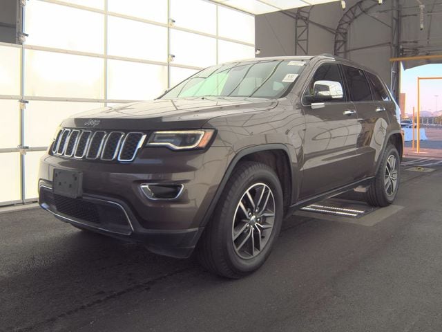 2018 Jeep Grand Cherokee Limited's photo