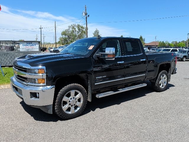 2019 Chevrolet Silverado HD LTZ 4WD Crew Cab Standard Box's photo