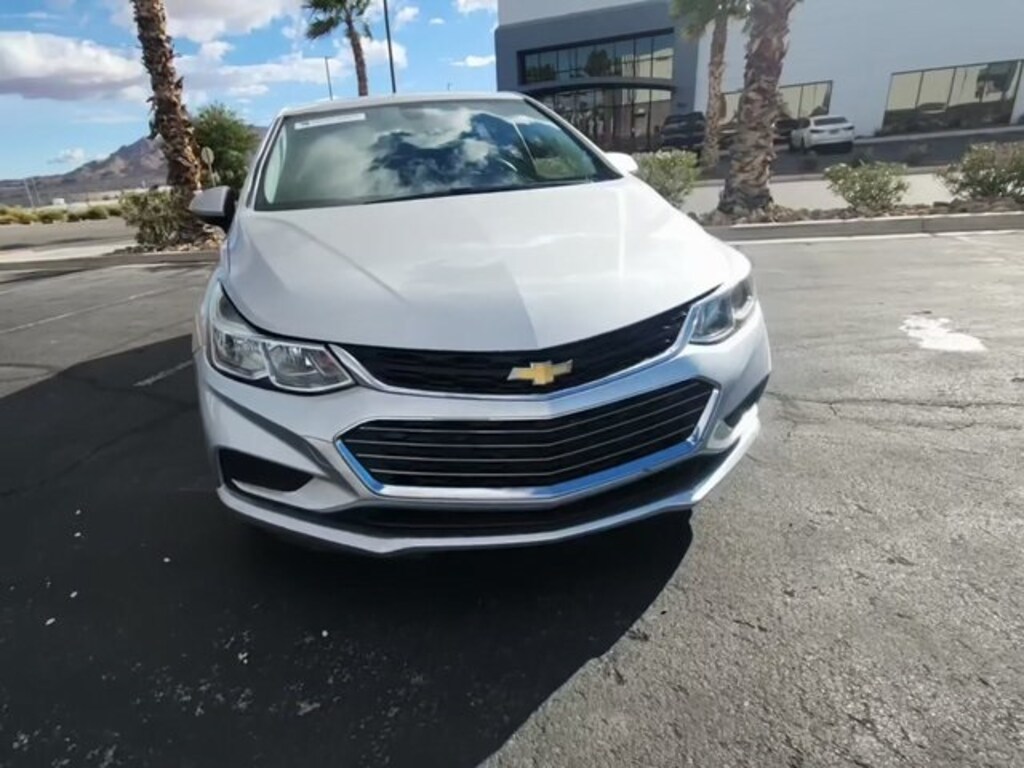 Used 2018 Chevrolet Cruze LS Auto Sedan
