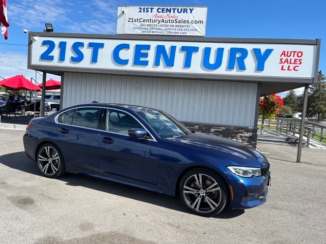 2019 BMW 3 Series 330i's photo