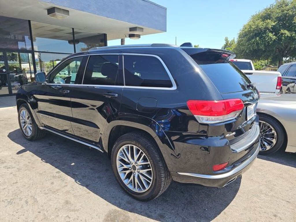 Used 2017 Jeep Grand Cherokee Summit 4x4 SUV