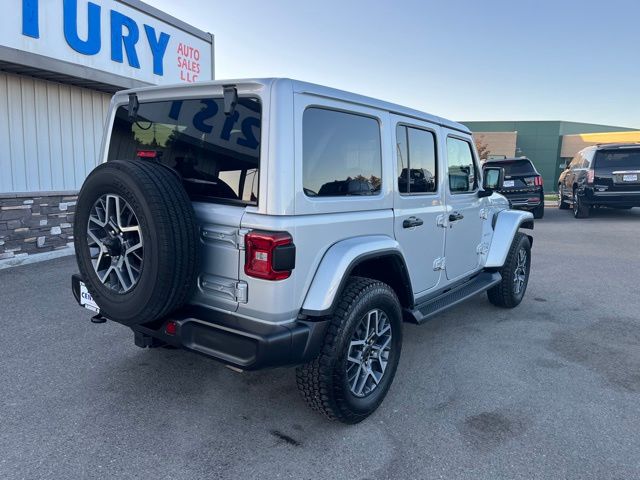 2024 Jeep Wrangler 4-Door Sahara - Photo 10