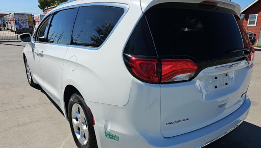 Used 2018 Chrysler Pacifica Hybrid Touring L Van Passenger Van