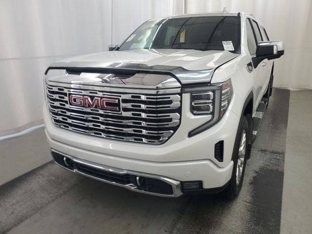 2025 GMC Sierra Denali 4WD Crew Cab Short Box's photo